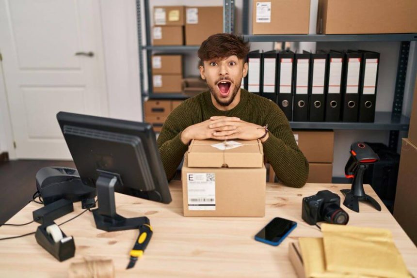Last-Mile Efficiency Starts Inside: Why Mailroom Management Software Matters More Than Ever